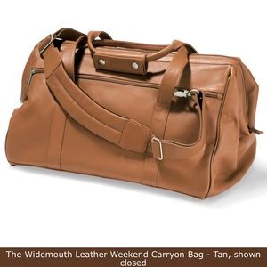 Hammacher Schlemmer Leather Weekender Bag